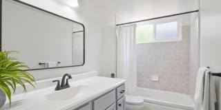2590 Scott Pl Gallery 8