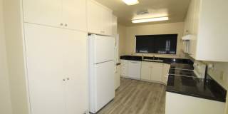 Quaint Home in Desirable Midtown Neighborhood! Gallery 9