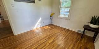 3 bed, 1.5 bath home for rent in West Waterloo Gallery 32