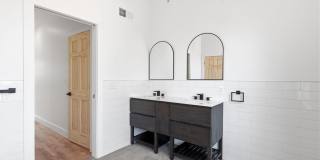 458 W EARLHAM Terrace Gallery 30
