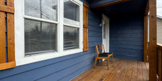 Immediate Move-In! Renovated 2BR House Near Ball State w/ Fireplace & Outdoor Space Gallery 3