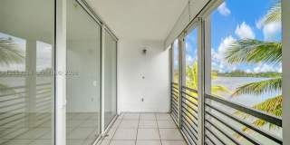 1075 NE Miami Gardens Dr Gallery 39