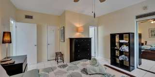 341 N Birch Road Gallery 7