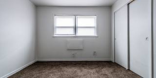 8851 S Cottage Grove Ave Gallery 3