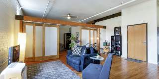 Lee Lofts Gallery 21