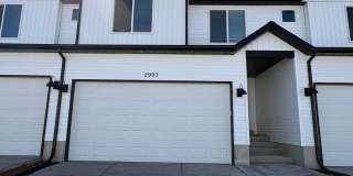 FOUR BED HOME AVAILABLE NOW Gallery 1