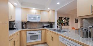 2901 S Bayshore Dr 2901 S Bayshore Dr Gallery 9