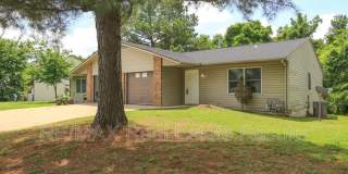 205 White Oak Dr NE Gallery 2