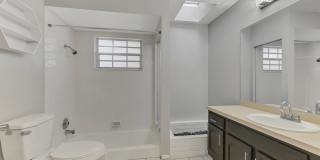 STUNNING 3 BEDROOM, 2 BATHROOM, 2 CAR GARAGE HOME LOCATED IN THE HIGHLY SOUGHT AFTER BRIARWOOD COMMUNITY. Gallery 25