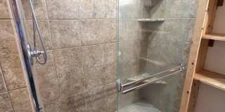 Beautiful 2 Bedroom 1 Bath Home Gallery 8