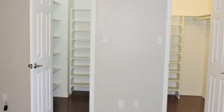 Beautiful Updated Two Story Townhouse In GREAT LOCATION Gallery 19