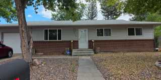 5 Bed 2 bath Home near Fort Carson Gallery 1