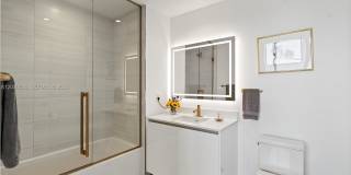 2678 Tigertail Avenue Gallery 7