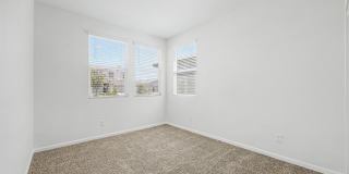 17865 W DALEY Lane Gallery 23
