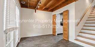 2 Bed 2.5 Bath Right off Cherry Street!! Gallery 4