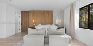 116 W 1st Ct Gallery 24