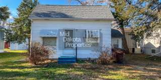 813 N Sanborn-1 bedroom house with large two car garage Gallery 1