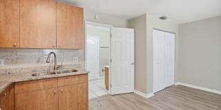 Cozy Clearwater Studio Ready for Move-in! Gallery 16
