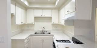171 Mariposa Apartments Gallery 2