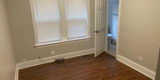 6046 S. Rhodes Ave - 1 Gallery 9