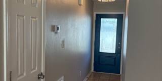 Stunning 3 Bedroom Single Family Home Gallery 6