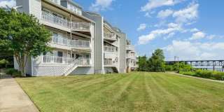 29-C OWENS LANDING Court Gallery 1