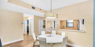 827 Oak Harbour Drive Gallery 40