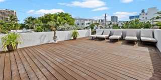 2501 Pine Tree Dr Gallery 29
