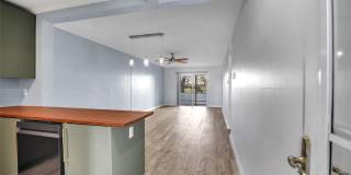 2800 NE 14th St Causeway unit: 110 Gallery 8