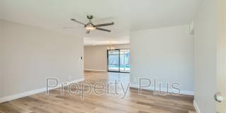 8356 E Palm Ln Gallery 1