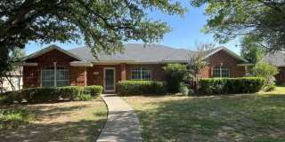 3513 Shadyhill Drive Gallery 1