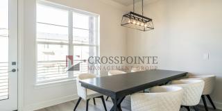 Luxury 3 bedroom, 3.5 Bath, 2 Car Garage Townhome- Fully Furnished! Gallery 13