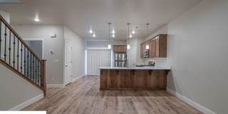 Spacious 4 Bedroom Townhome in Hurricane Heights! Gallery 24