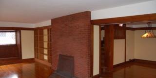 The Lamp House - 4 Br., 3 Bath Home  Available 8/15/2026-8/14/2027 Gallery 10