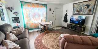 3 Bedroom 1 Bath House with Beautiful Scenery Gallery 6