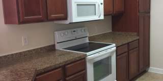 Large 3 Bedroom 1st Floor Condo in Ashley Park Gallery 1