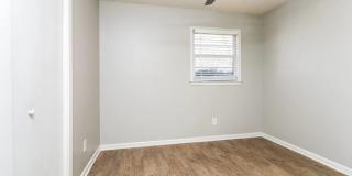 2324 Ludlow Avenue Gallery 1