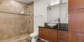 Fantastic Condo With Central AC And 1 Reserved Garage Parking Space! Gallery 9