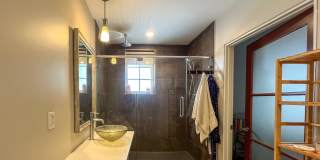 2064 HERSCHEL Street Gallery 10