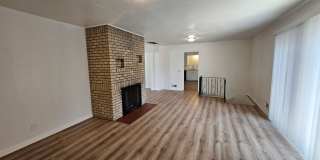4 bed 2.5 bath 4 bed 2.5 bath Gallery 35