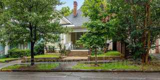 921 Laurens Street Gallery 1