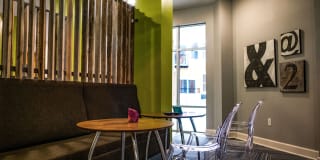 Axis on Lexington Gallery 28