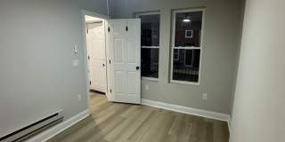 Beautiful Newly Renovated 4 Bedroom Home Now Available in Belmont!!! Gallery 3