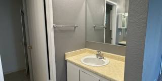 Spacious 4-Bedroom Home with Finished Basement & Large Backyard! Gallery 11