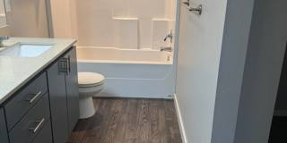 1/2 off first month! 3 bedroom, 2.5 bathroom, 1 car garage Gallery 21
