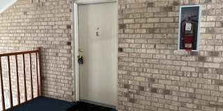 2219 LOWELLS GLEN RD #K Gallery 3