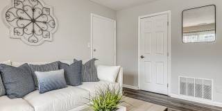 Ninth Avenue Gallery 16