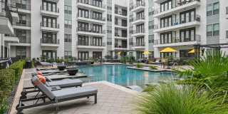 Windsor Cityline Gallery 26