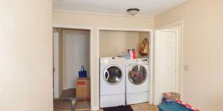 3 bed 2 Bath Home Super Large Back Yard Gallery 1