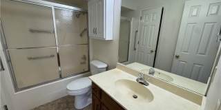 312 S 11th Place Gallery 9